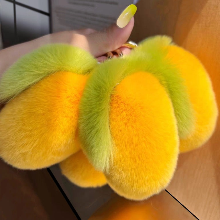 Llavero con Colgante de Pelo de Conejo y Mango