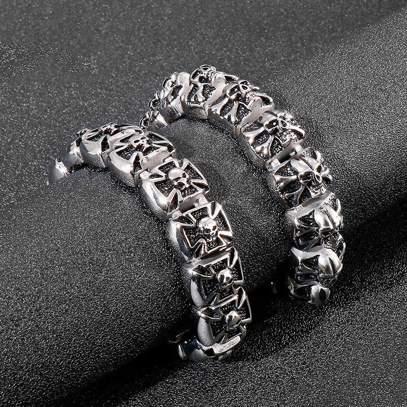 Kreuz Totenkopf Herren Armband aus Titanstahl