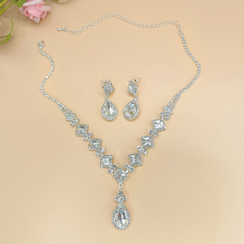 Modeschmuck Schlichter Vintage Schmuck Damen Accessoires Halskette und Ohrringe Set