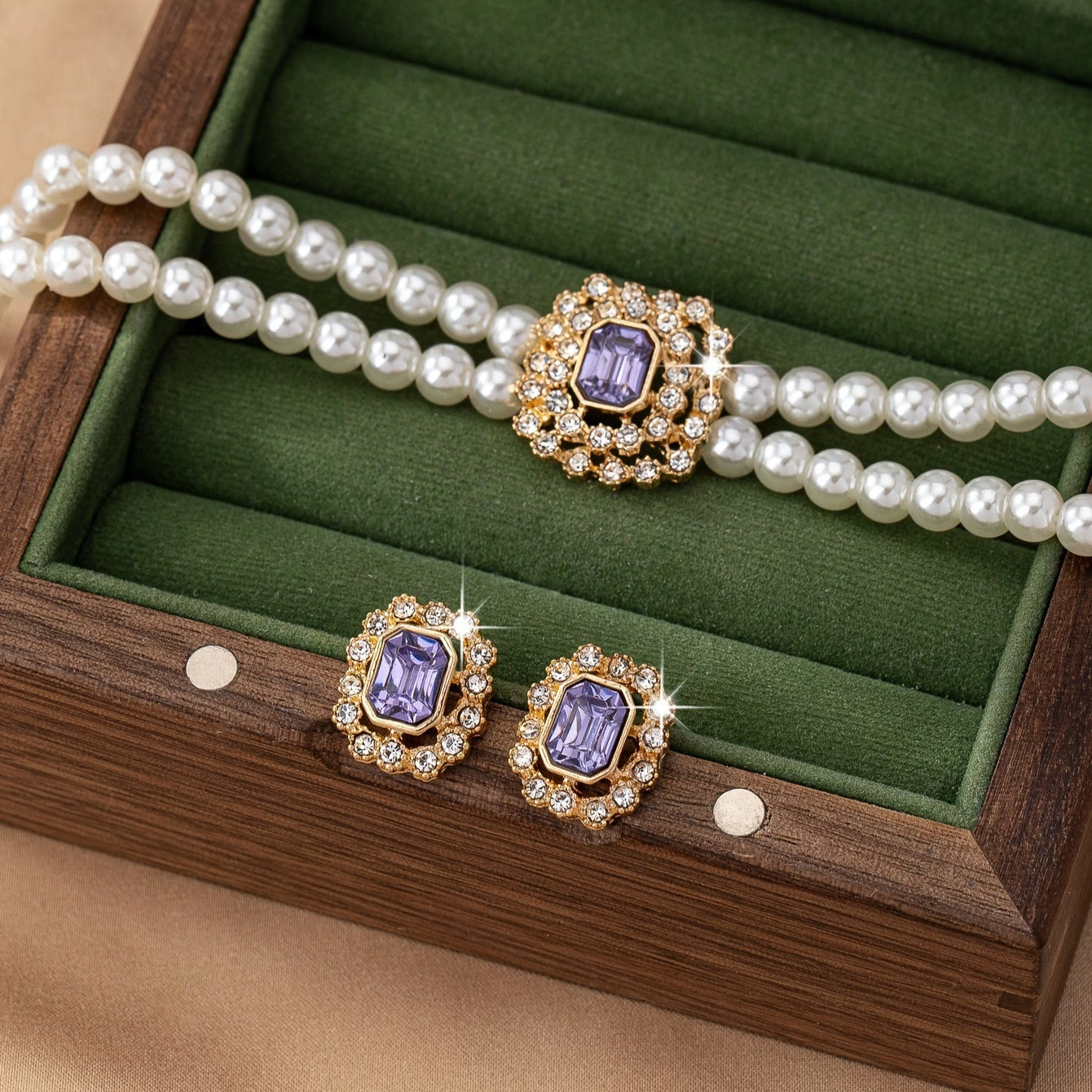Stilvolles elegantes Doppelreihen-Perlen-Quadrat-Diamant-Halsketten-Ohrringe-Set