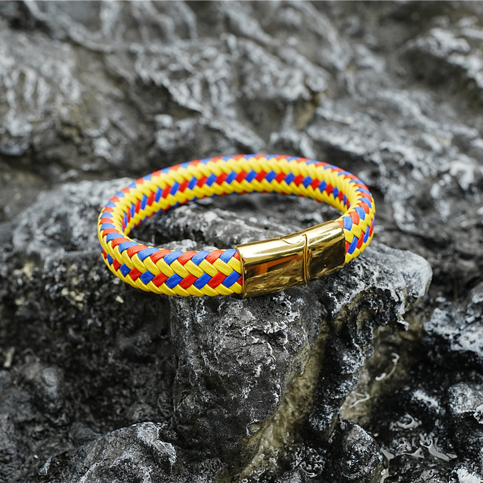 Personality Retro Couple Cowhide Woven Titanium Steel Magnetic Snap Carrying Strap