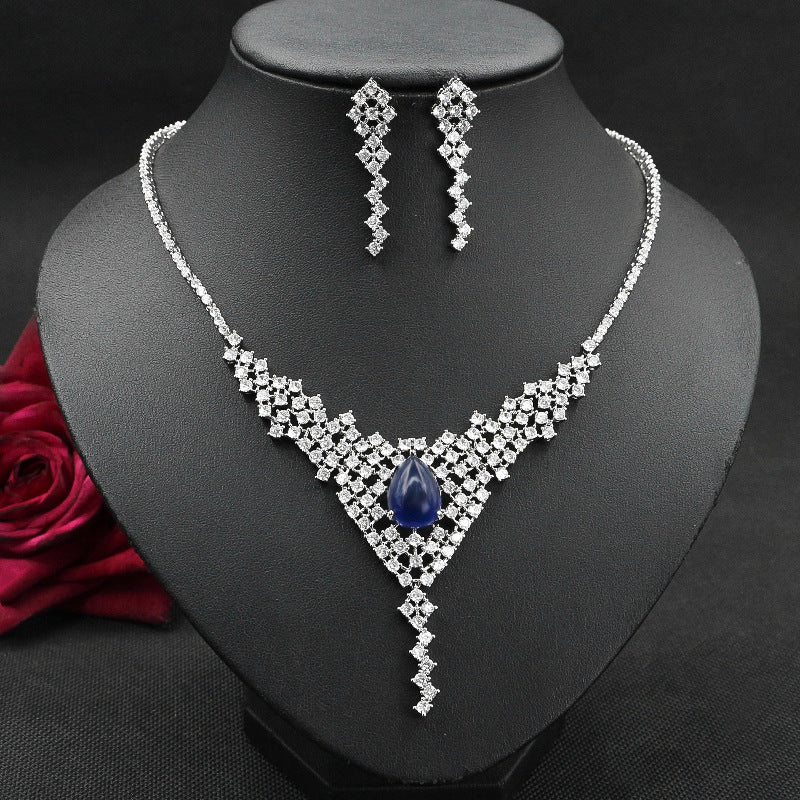 Mode Kristall Diamant Halskette und Ohrring Zweiteiliges Set Weibliche Elegante Schlüsselbeinkette