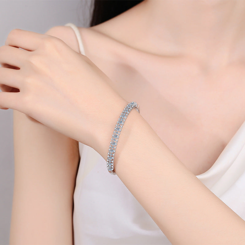 Damen Armband mit sternförmig eingelegtem Moissanit