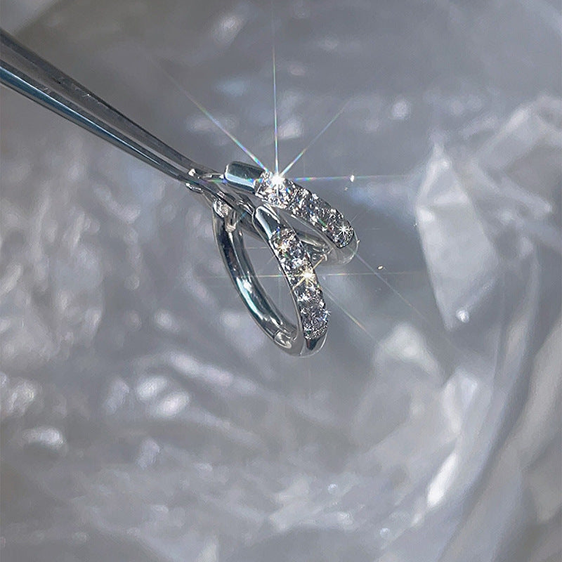 Geometrischer Strass-Zirkonia-Ohrenclip für Damen, schlicht