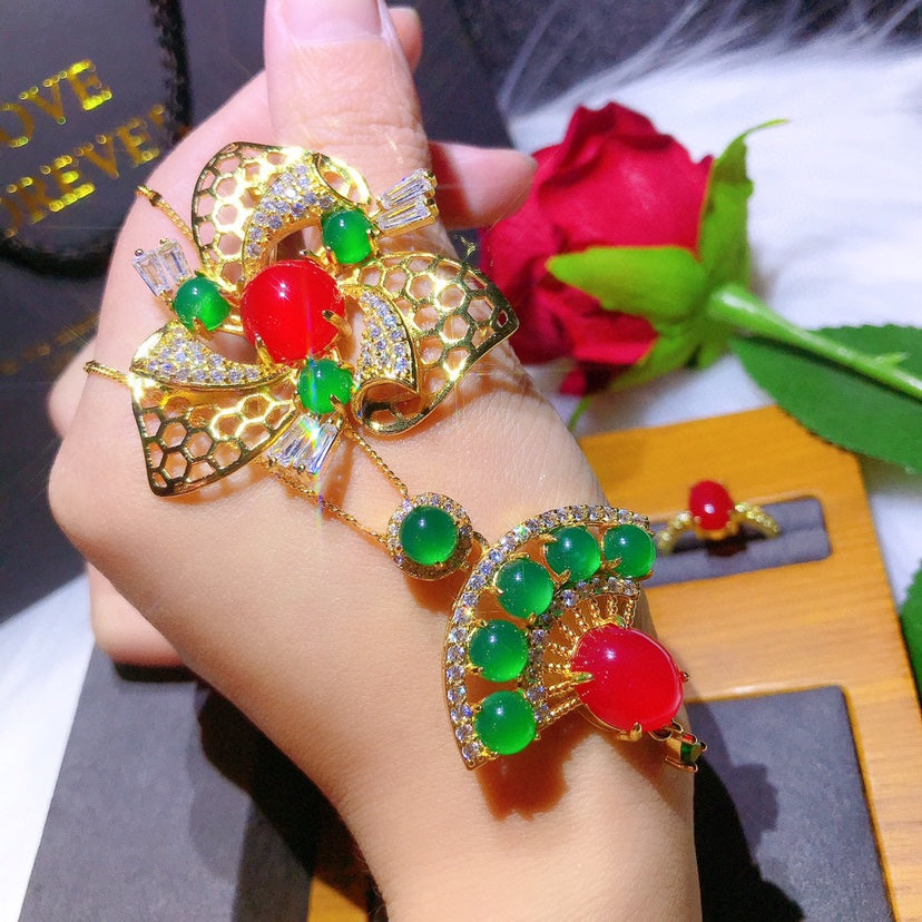 China Roter Natur Karneol Set Ring Anhänger Brosche Kristall Reine Farbe Gut Eingelegt